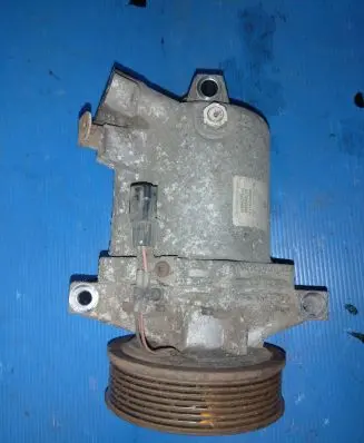 Nissan Pulsar Air conditioning (A/C) compressor (pump) 926003ZL1A