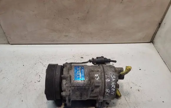Volkswagen Sharan Air conditioning (A/C) compressor (pump) 7M3820803A YM2H19D629BB
