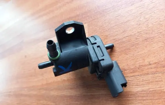 Vacuum valve
