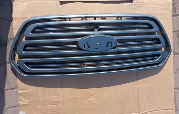 Ford Transit Front bumper upper radiator grill 