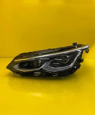 Volkswagen Golf VIII Headlight/headlamp 5H1941059