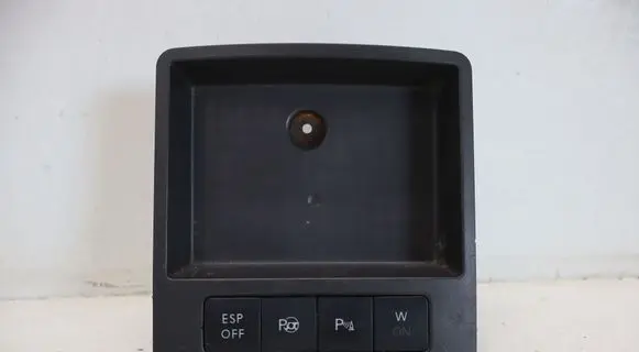 Volkswagen Touran I Glove box