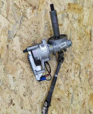 Opel Meriva A Power steering pump mounting bracket ZZZZZ