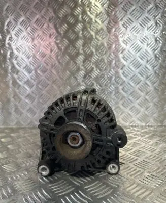 BMW X5 E53 Generator/alternator 7789980