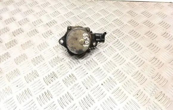 Vacuum pump