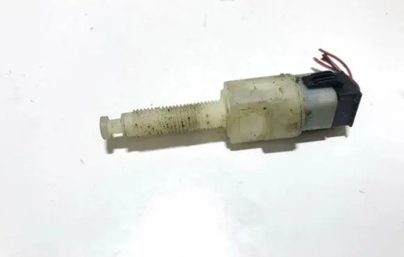 Volkswagen PASSAT B5.5 Brake pedal sensor switch bs4573 1607