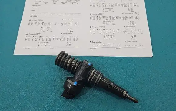 Skoda Superb B5 (3U) Fuel injector 0414720214 IMPRK1540556