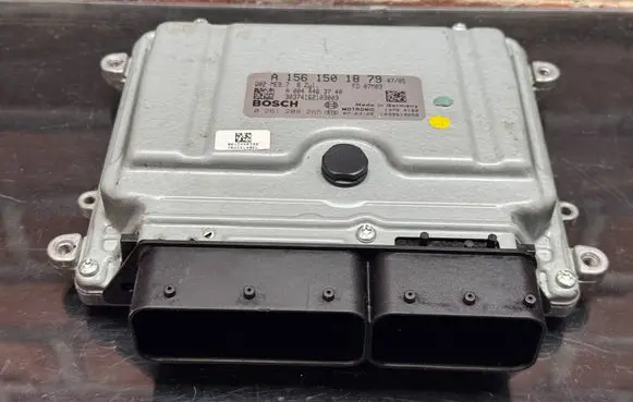Mercedes-Benz CLS C218 X218 Engine control unit/module A1561501879 0261209265 A0044463740