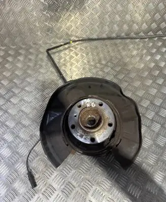 BMW 4 F36 Gran coupe Rear wheel hub 965546