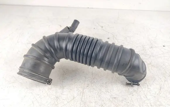 Mitsubishi Pajero Turbo air intake inlet pipe/hose