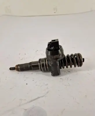Volkswagen Caddy Fuel injector 0986441512