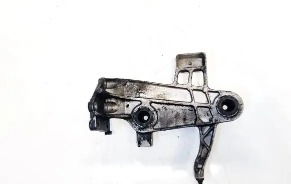 Mercedes-Benz E W212 Engine mounting bracket a6510900041