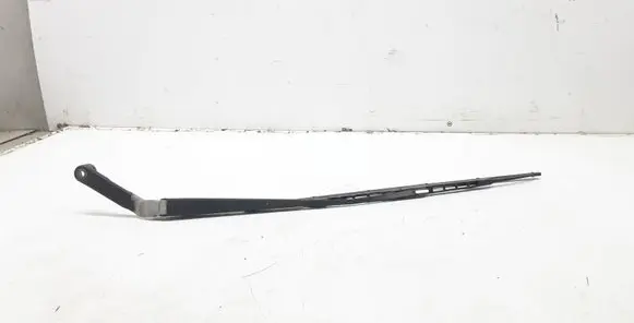 Mitsubishi Pajero Front wiper blade arm