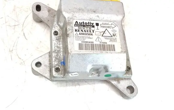 Renault Laguna II Airbag control unit/module 8200325696 603947700 216190878