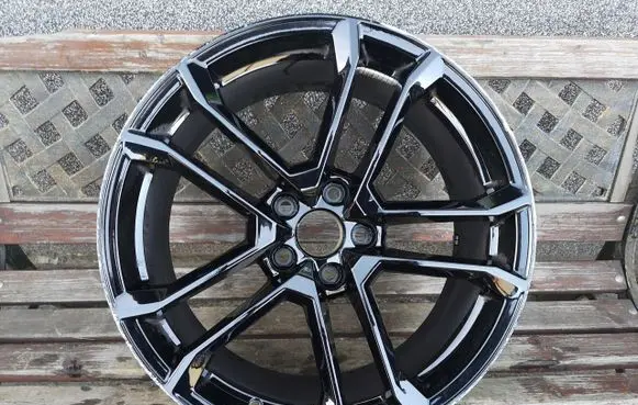 Audi R8 4S R19 alloy rim 