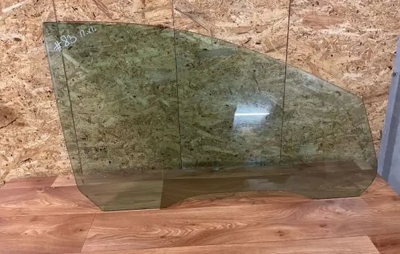 Ford Focus Front door window glass four-door 43R000016 DOT211M75AS2