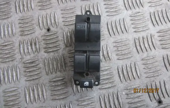 Mazda Premacy Electric window control switch GG3E66350A