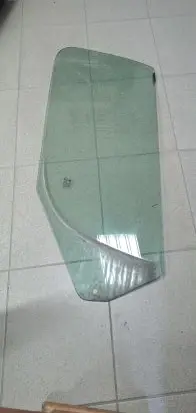 Fiat Ducato Front door window glass four-door