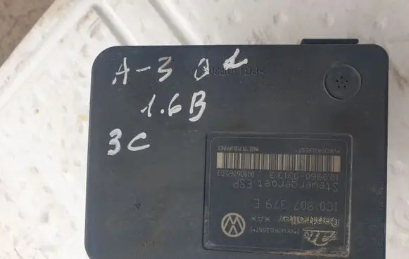 Audi A3 S3 8L ABS Pump 1J0614517E 1C0907379E