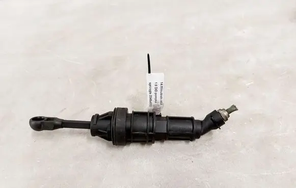 Mitsubishi ASX Clutch slave cylinder 