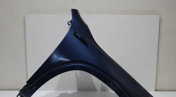 Mercedes-Benz EQB Fender