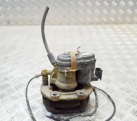 BMW X3 F25 Rear brake caliper 6791018