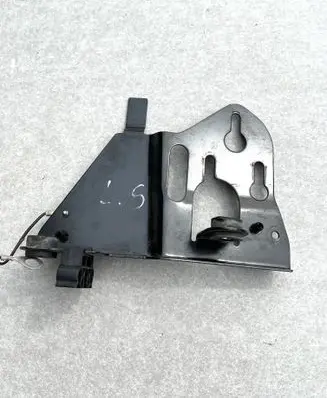 Land Rover Range Rover Sport L494 Fuel filter bracket/mount holder FPLA9180AD FPLA9B262AD