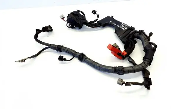 Toyota Avensis T270 Positive cable (battery) 821220F030