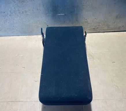 Mercedes-Benz E W124 Rear seat armrest 
