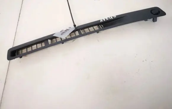 Nissan Primera Other interior part 687422f001 687426f200