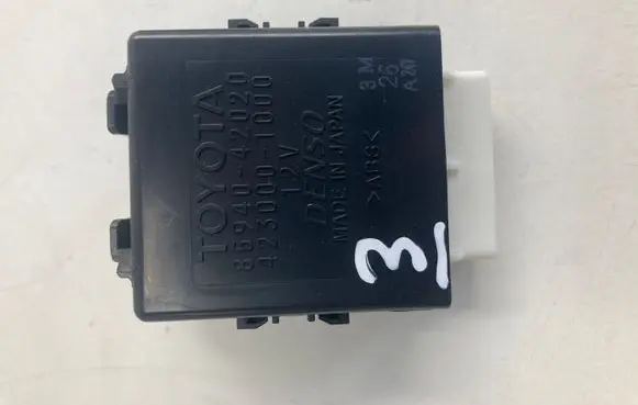 Toyota RAV 4 (XA30) Window control relay 8594042020
