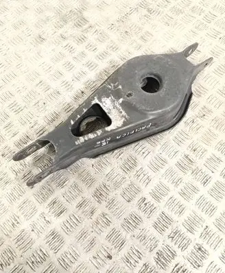 Chrysler Pacifica Rear upper control arm/wishbone 68218021AA 0587