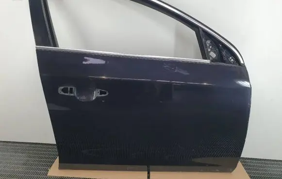 Volvo V60 Front door
