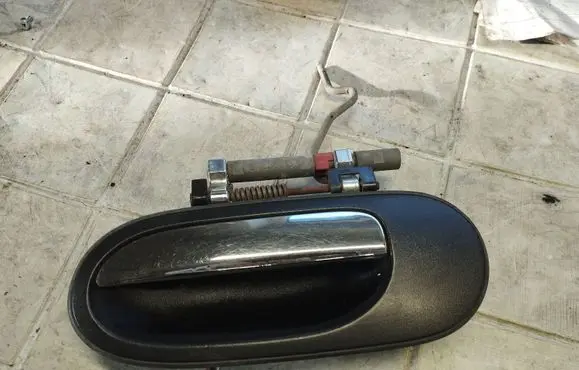 Nissan Almera Tino Rear door exterior handle SA830613