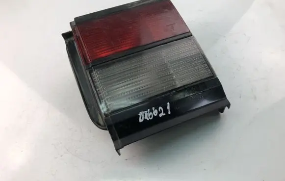 Volkswagen PASSAT B5 Rear/tail lights 321945259