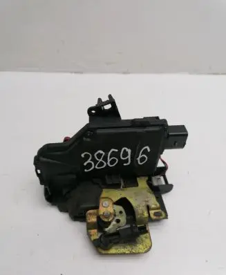 Audi A2 Front door lock 8Z1837046C