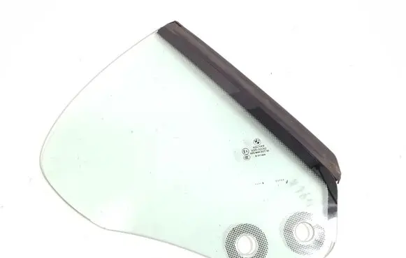 BMW Z4 E89 Rear side window 51377192302