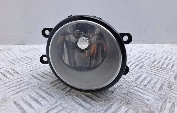 Toyota Verso Front fog light 812100F020 27151402 27160200