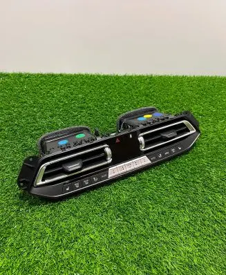 BMW X5 G05 Dash center air vent grill 5A1D402 5HB01322620 BG5A1D40203