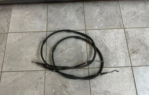 Volkswagen Amarok Handbrake/parking brake wiring cable 2H6609721B