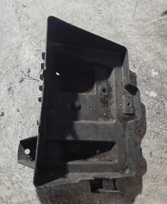 Opel Zafira A Battery box tray 09225577