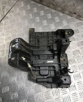 Battery tray