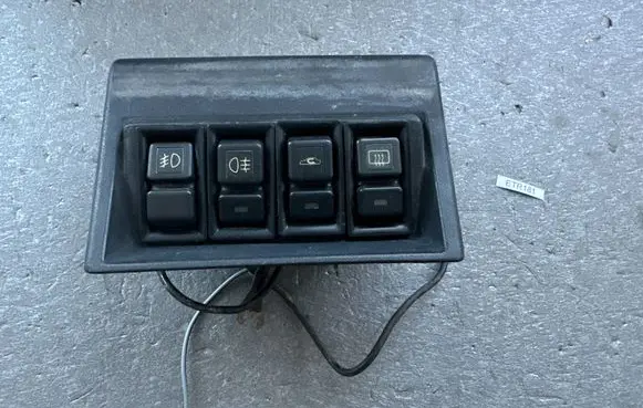 Isuzu Trooper Other switches/knobs/shifts