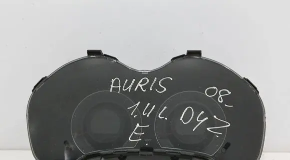 Toyota Auris 150 Speedometer (instrument cluster) 8380002M12 A2C53154380