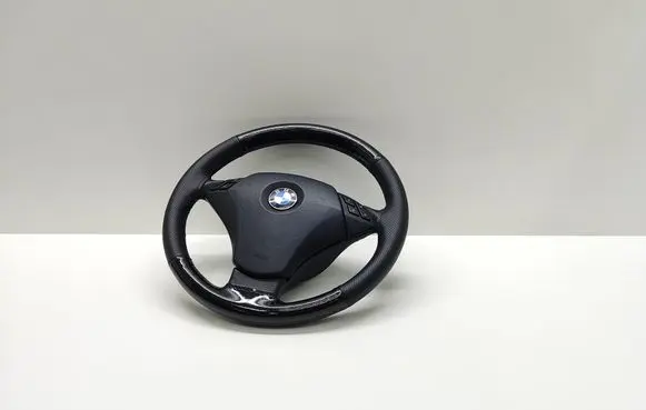 BMW 5 E60 E61 Steering wheel 11008818 32531481 607286600