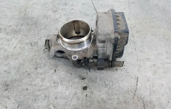 Citroen Xsara Picasso Throttle body valve 9652682880
