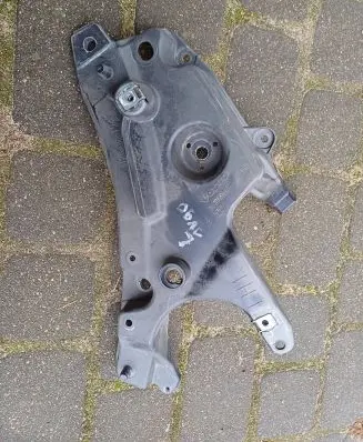 Volvo S90, V90 Fender mounting bracket 31378984 AD7011