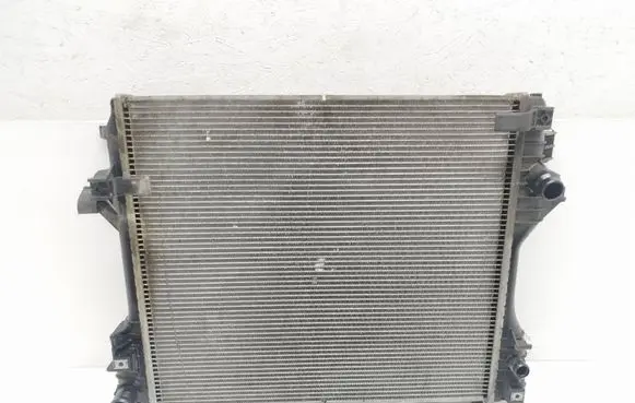 Jaguar S-Type Coolant radiator 4R838005BD