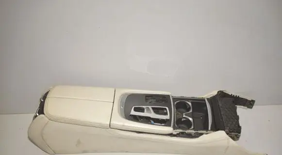 BMW 7 G11 G12 Center console 9302629 105847704C