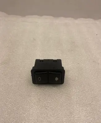 BMW 5 E39 Electric window control switch 8366974